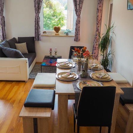 Ottl'S Appartement O2 Sankt Lorenzen ob Murau Bagian luar foto